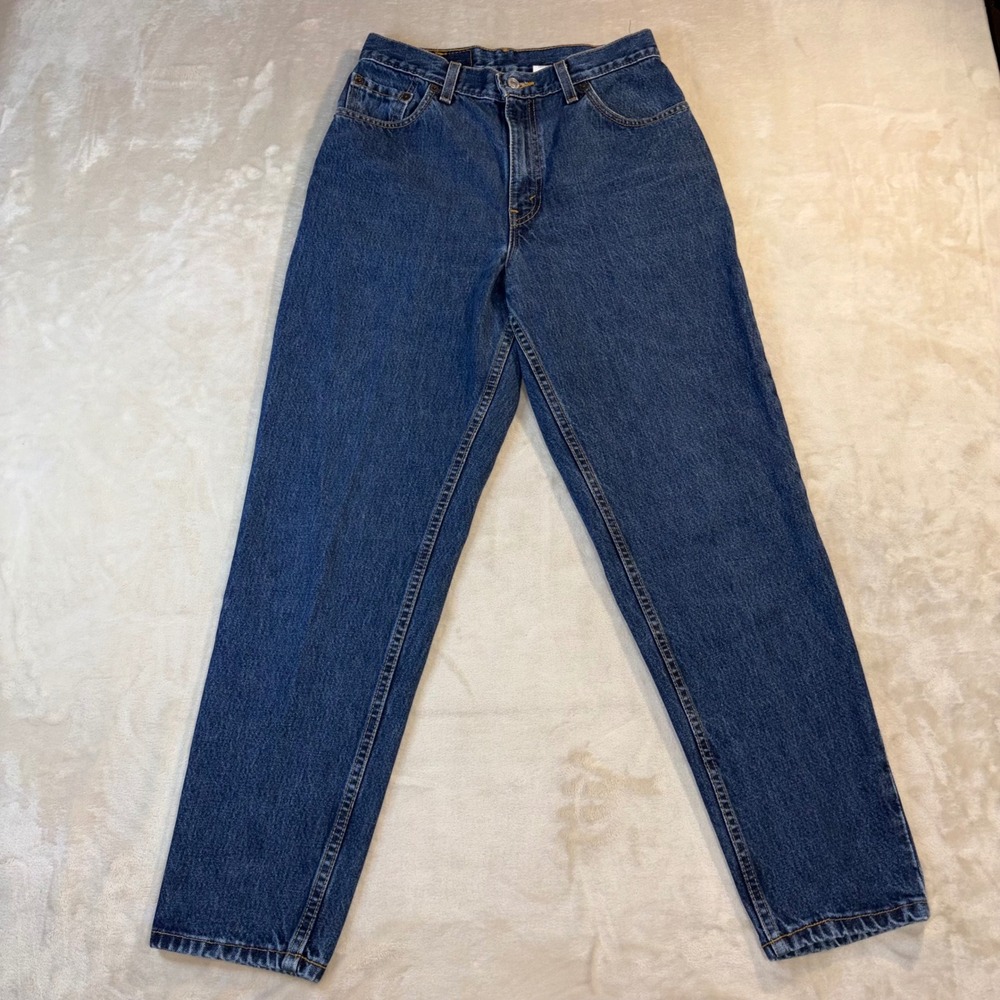 Vintage 90s Levis 550 Relaxed Fit Tapered Leg Jeans Made in USA Medium Wash 8 S
